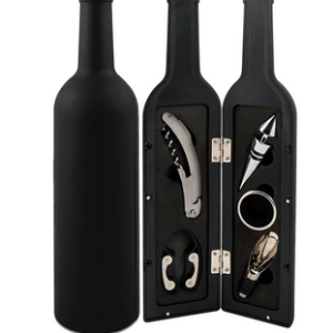 7 Piece Wine Set.